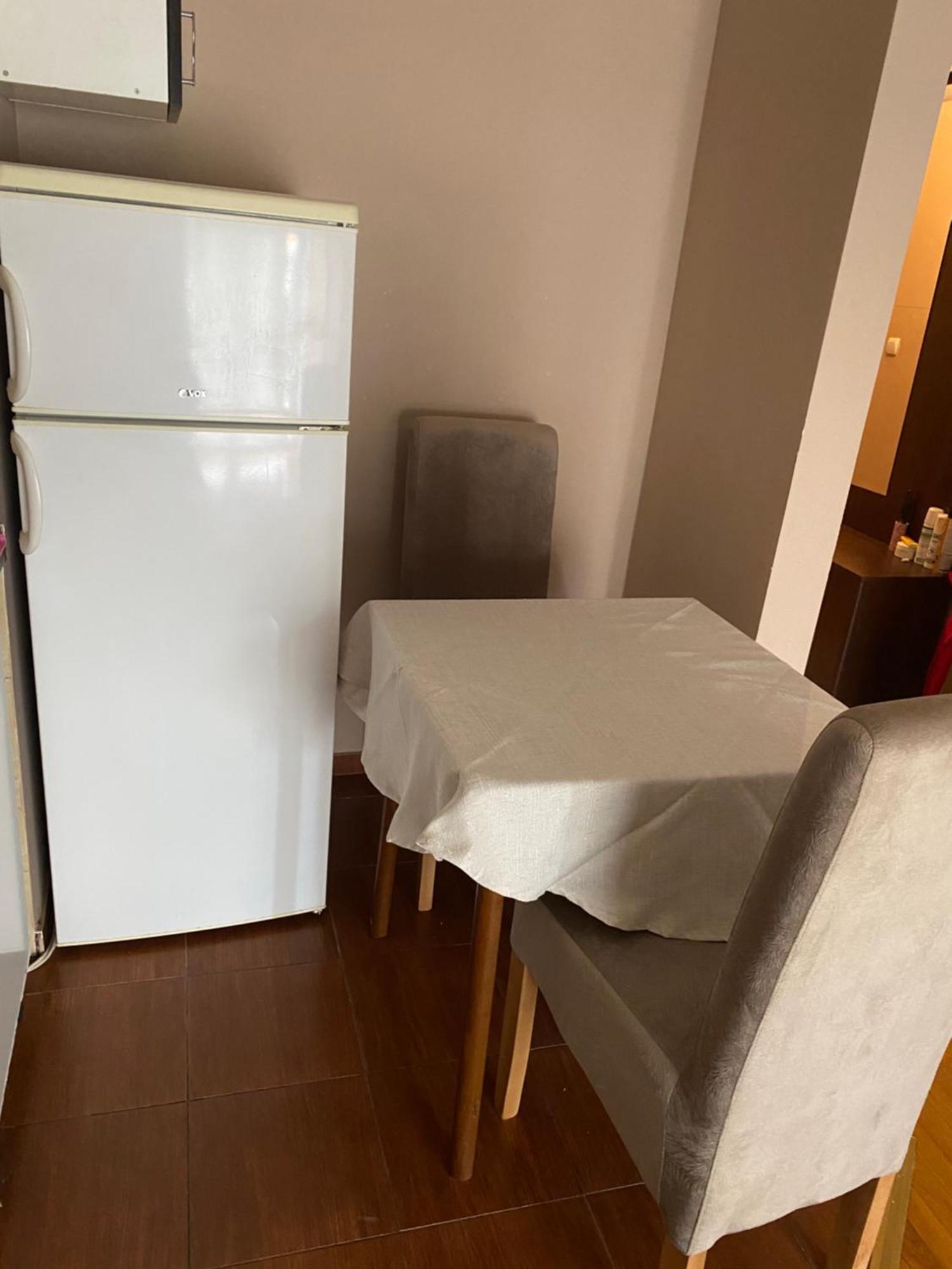 Stan Blizu Izlaza Na Autoput Mali Mokri Lug Exterior foto